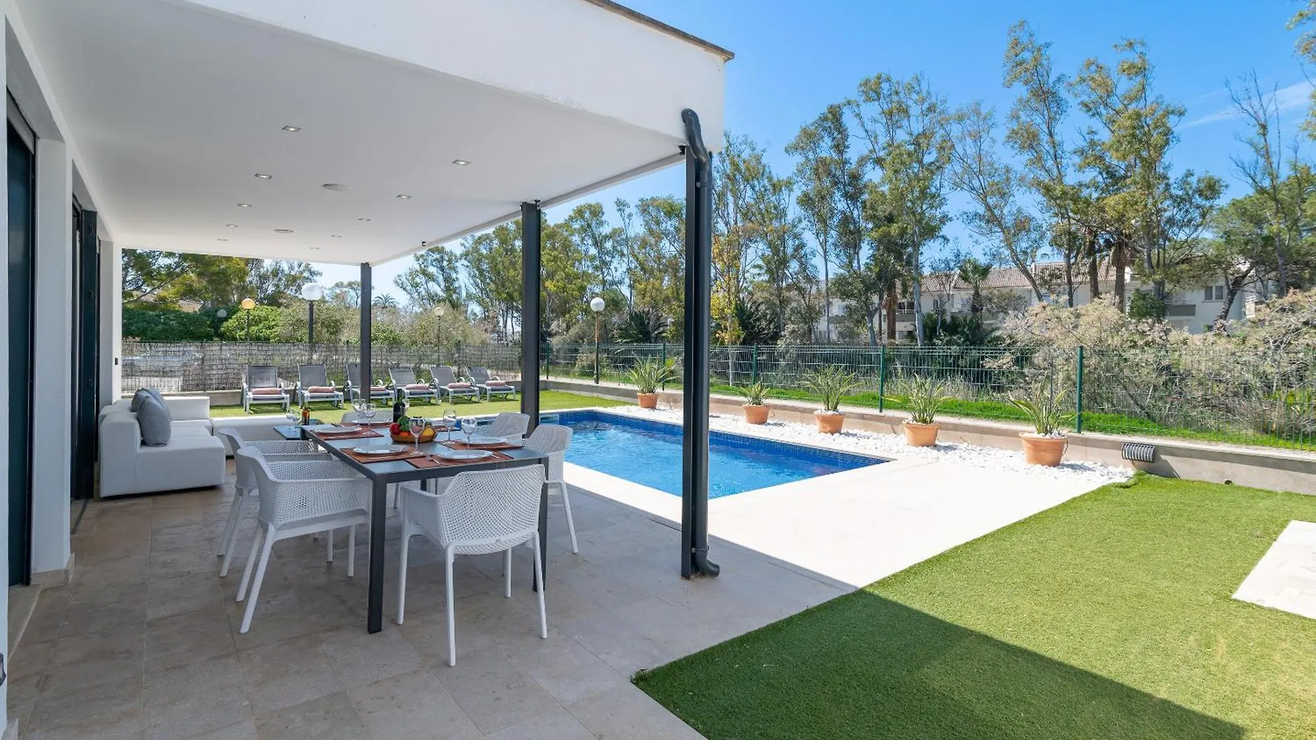 Beach Villa Cosins 1 Mel By Sealand Villas Alcudia  Spanien